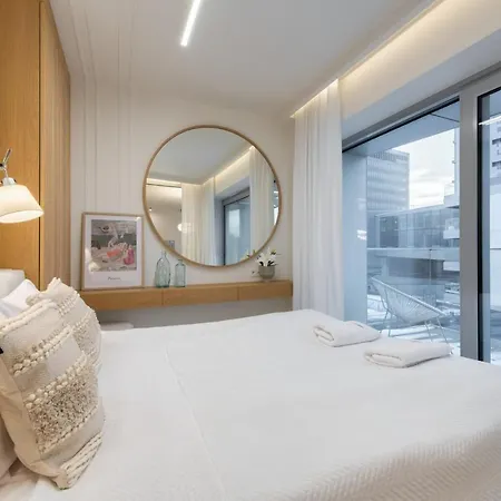 Dom & House - Yacht Park *