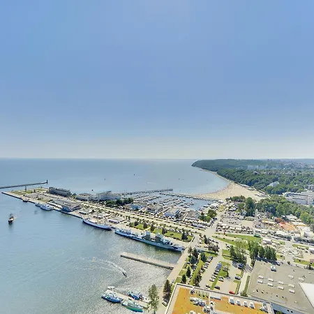 Dom & House - Yacht Park *